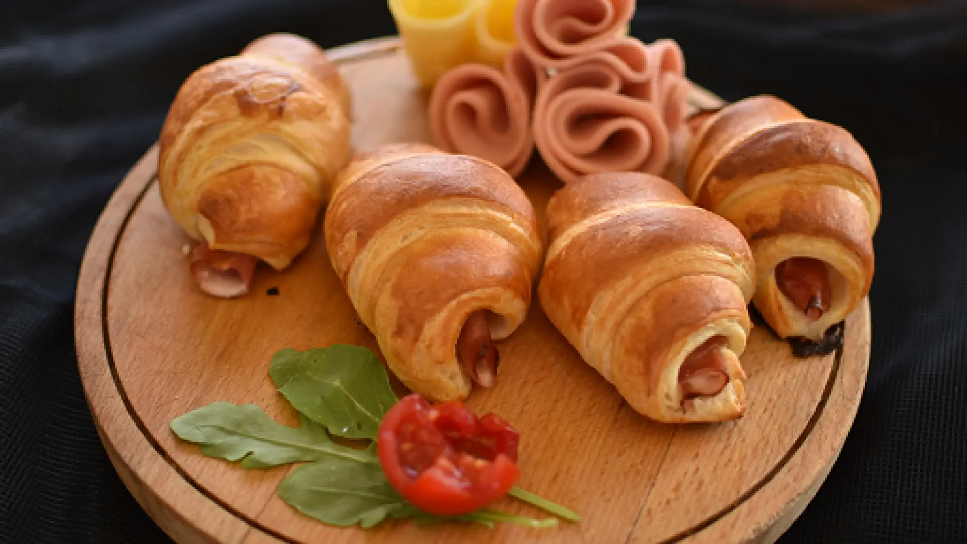 Mini vajas sonkás croassan 1 kg-os kiszerelés